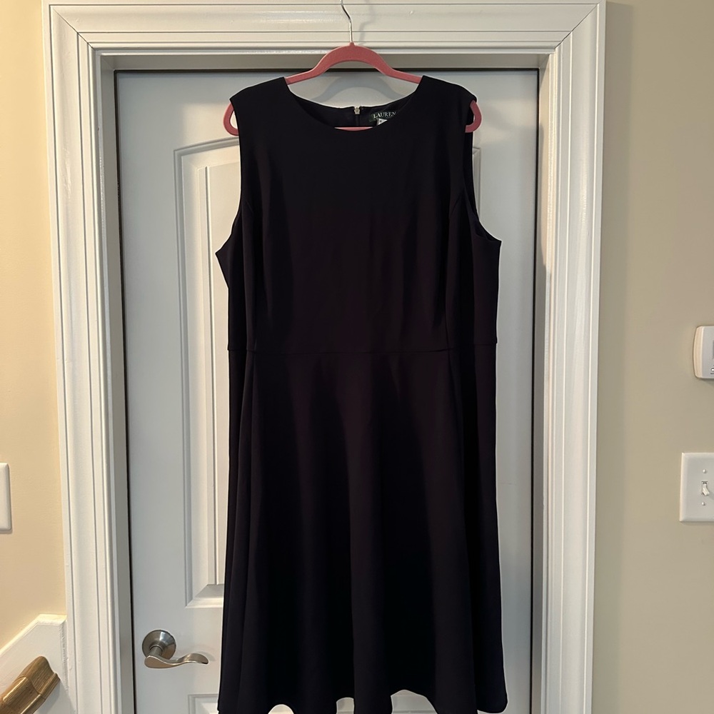 Elegant Black Sleeveless Dress